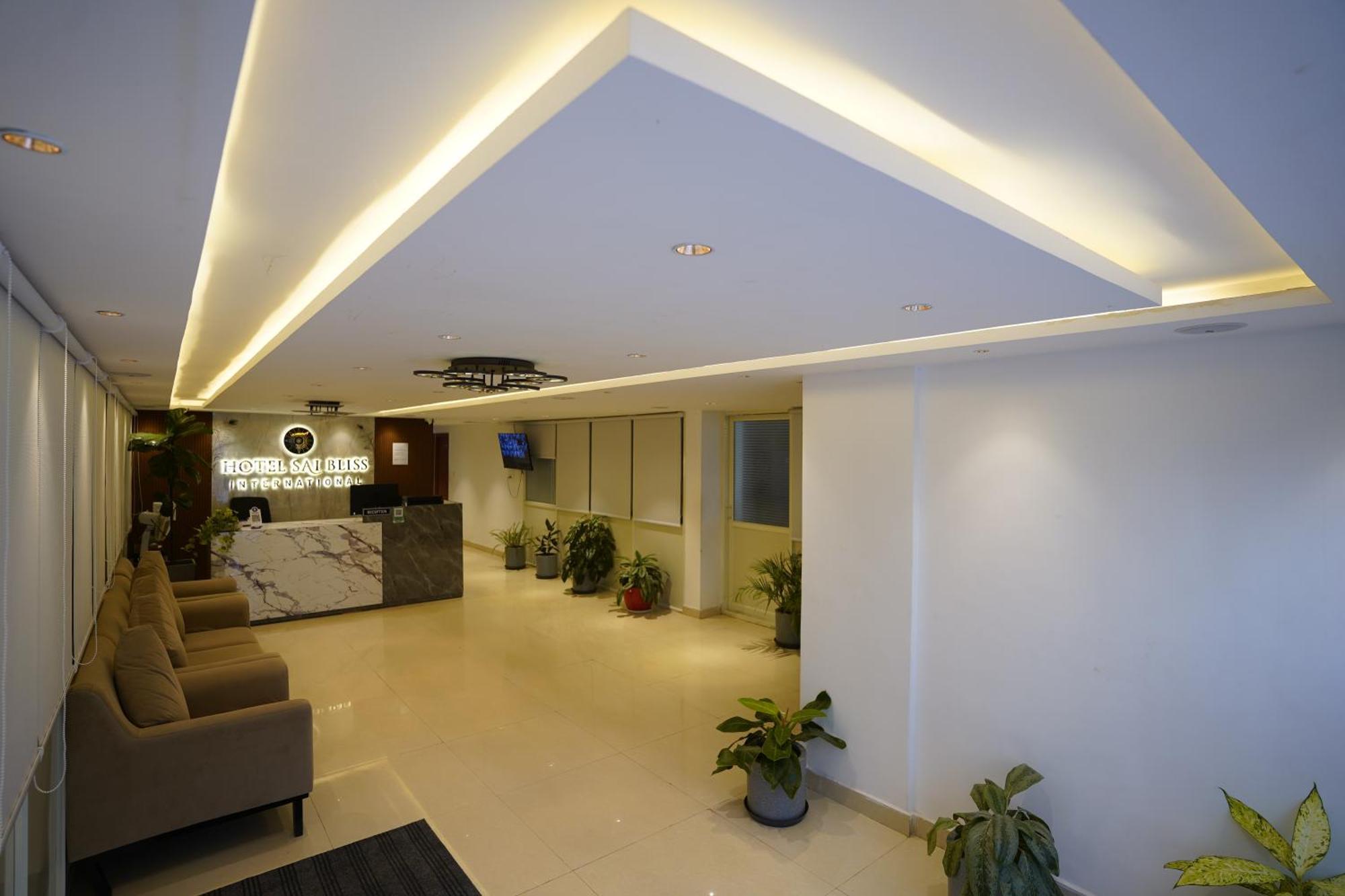 Hotel Sai Bliss Residency, Manyata Tech Park Bangalore Exterior foto