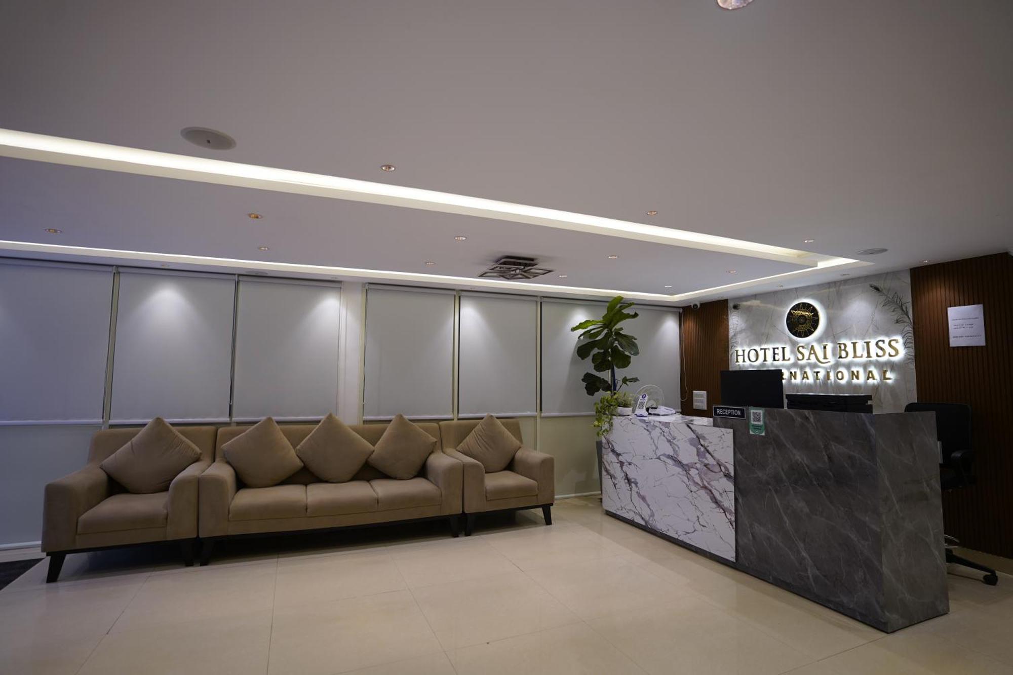Hotel Sai Bliss Residency, Manyata Tech Park Bangalore Exterior foto