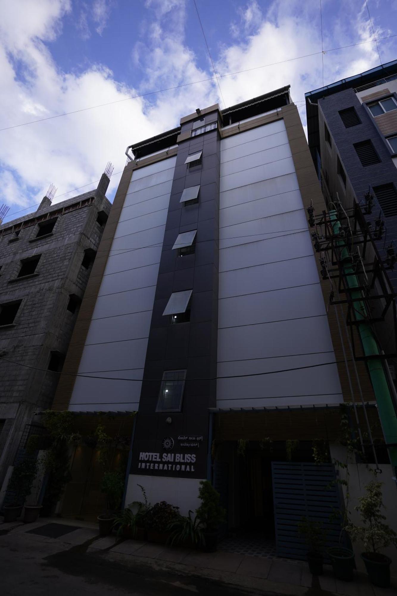 Hotel Sai Bliss Residency, Manyata Tech Park Bangalore Exterior foto